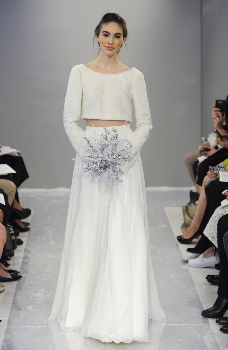 Η εναλλακτική των crop-top νυφικών